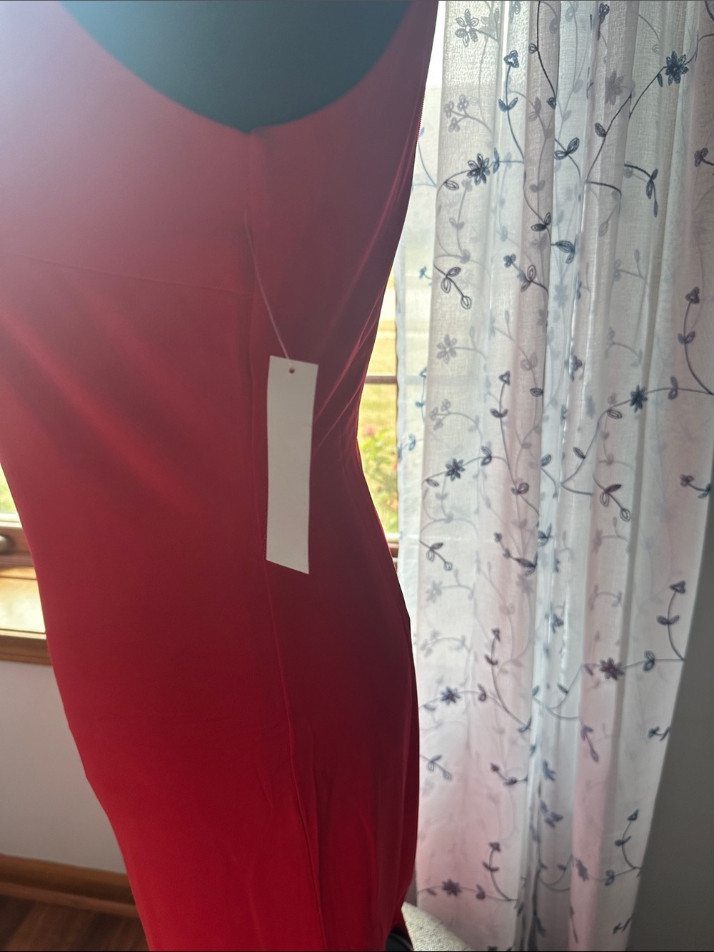 VENUS Red Halter Fringe Dress - Picture 3 of 3